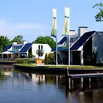 Feriehus Amsterdam / Rien Den Broeke Village