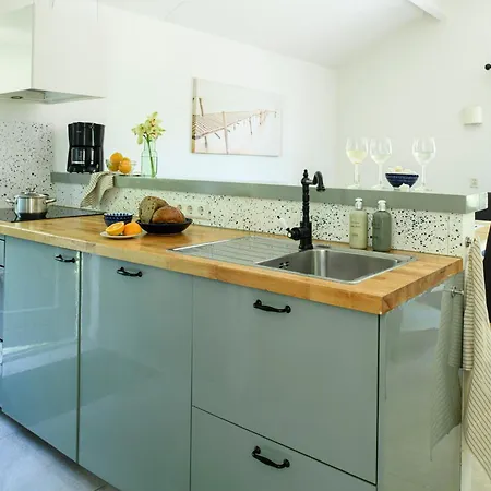 Holiday home Amsterdam / Rien Den Broeke Village