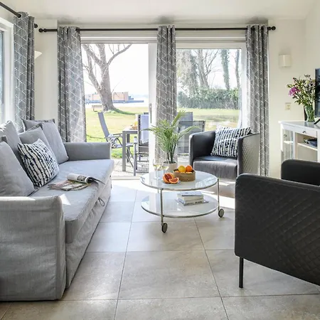 Holiday home Amsterdam / Rien Den Broeke Village