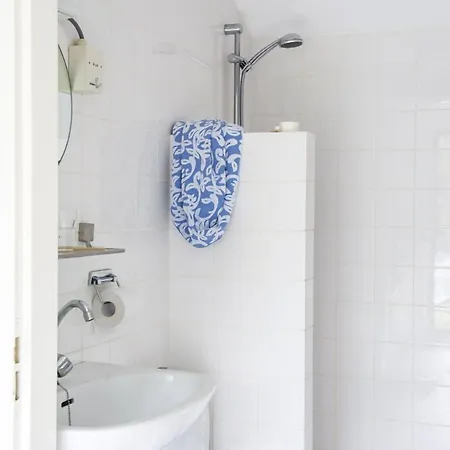 Vakantiehuis Amsterdam / Rien Den Broeke Village *