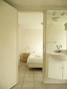 Vakantiehuis Amsterdam / Rien Den Broeke Village *