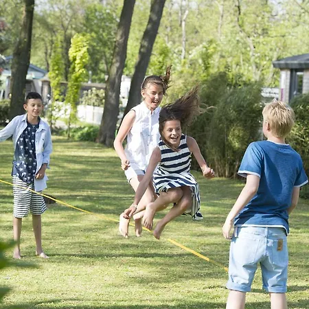 Amsterdam / Rien Den Broeke Village Vakantiehuis Loosdrecht
