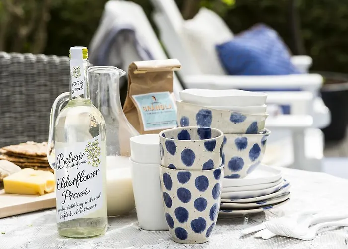 Amsterdam / Rien Den Broeke Village *