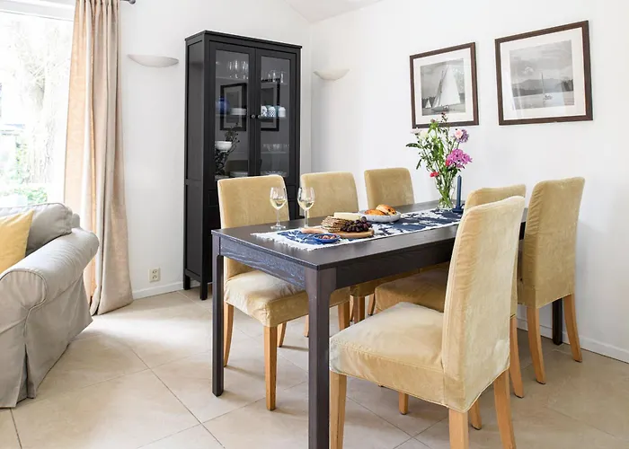 암스테르담 / 로스드레흐트 린 판덴브루커 필라허 펜션 *