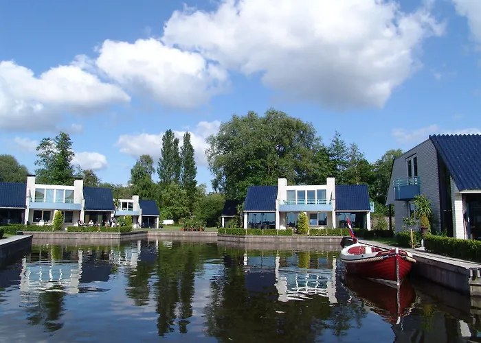 Amsterdam / Rien Den Broeke Village