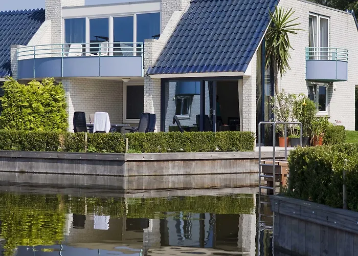 펜션 암스테르담 / 로스드레흐트 린 판덴브루커 필라허 루즈으레트