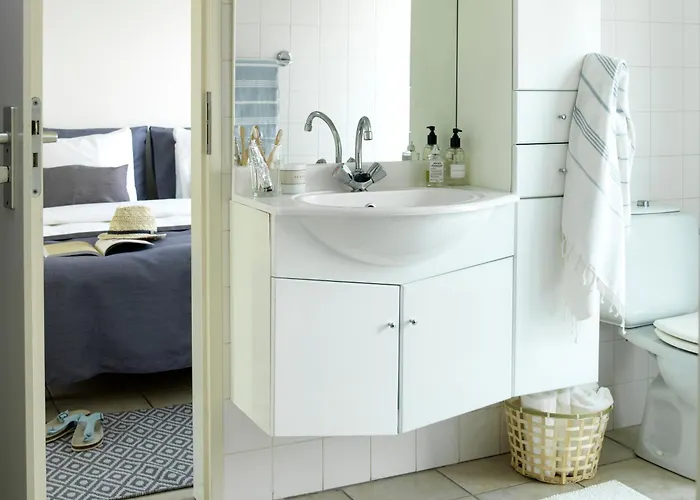 Amsterdam / Rien Den Broeke Village Loosdrecht