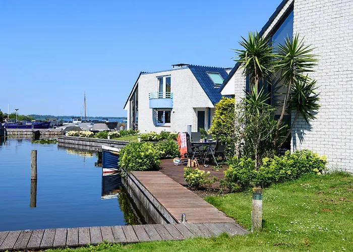 度假居 阿姆斯特丹/鲁斯德雷奇璃园范登布如科村度假屋 鲁斯德雷赫特